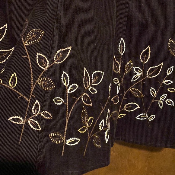 JONES NEW YORK Vintage 100% cotton fit and flare skirt. Brown corduroy. Size 6P. - Picture 3 of 6